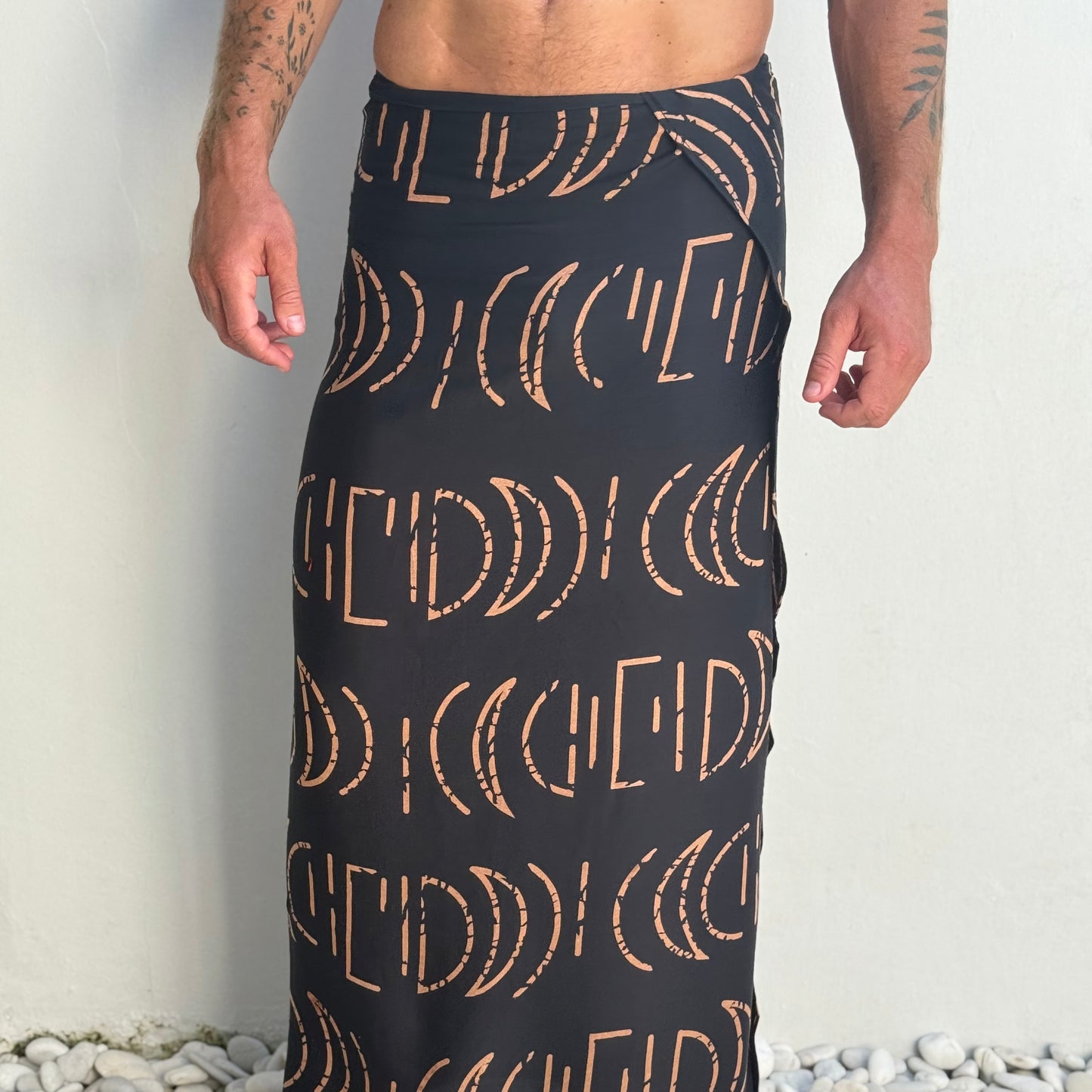 Espresso Black Mens Luxe Sarong