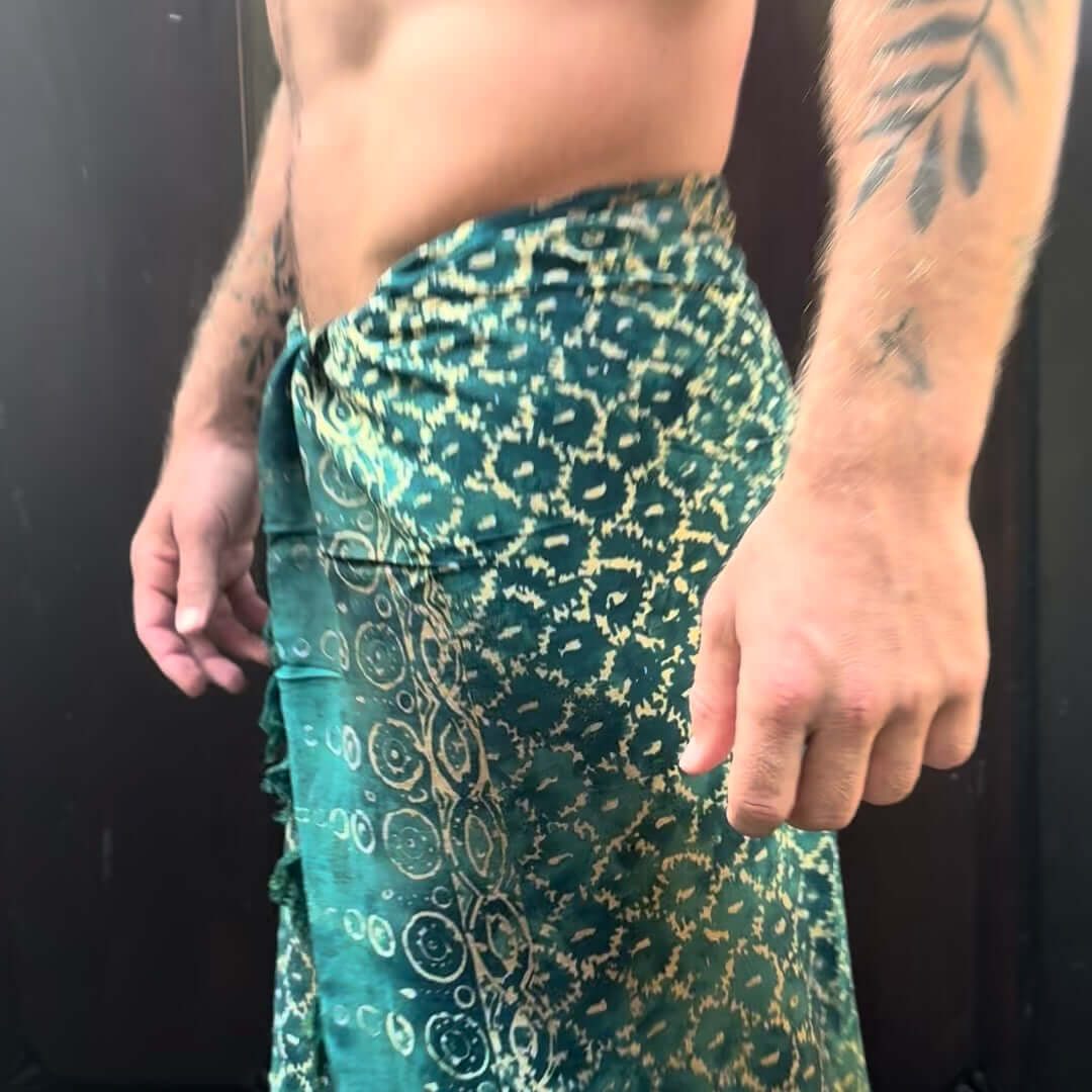 Vibrance Jade Mens Beach Sarong fabric swatch male