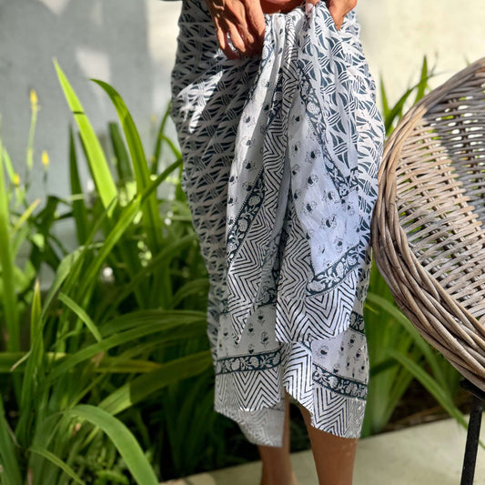 mens cotton beach sarong in navy blue on white sarong hut