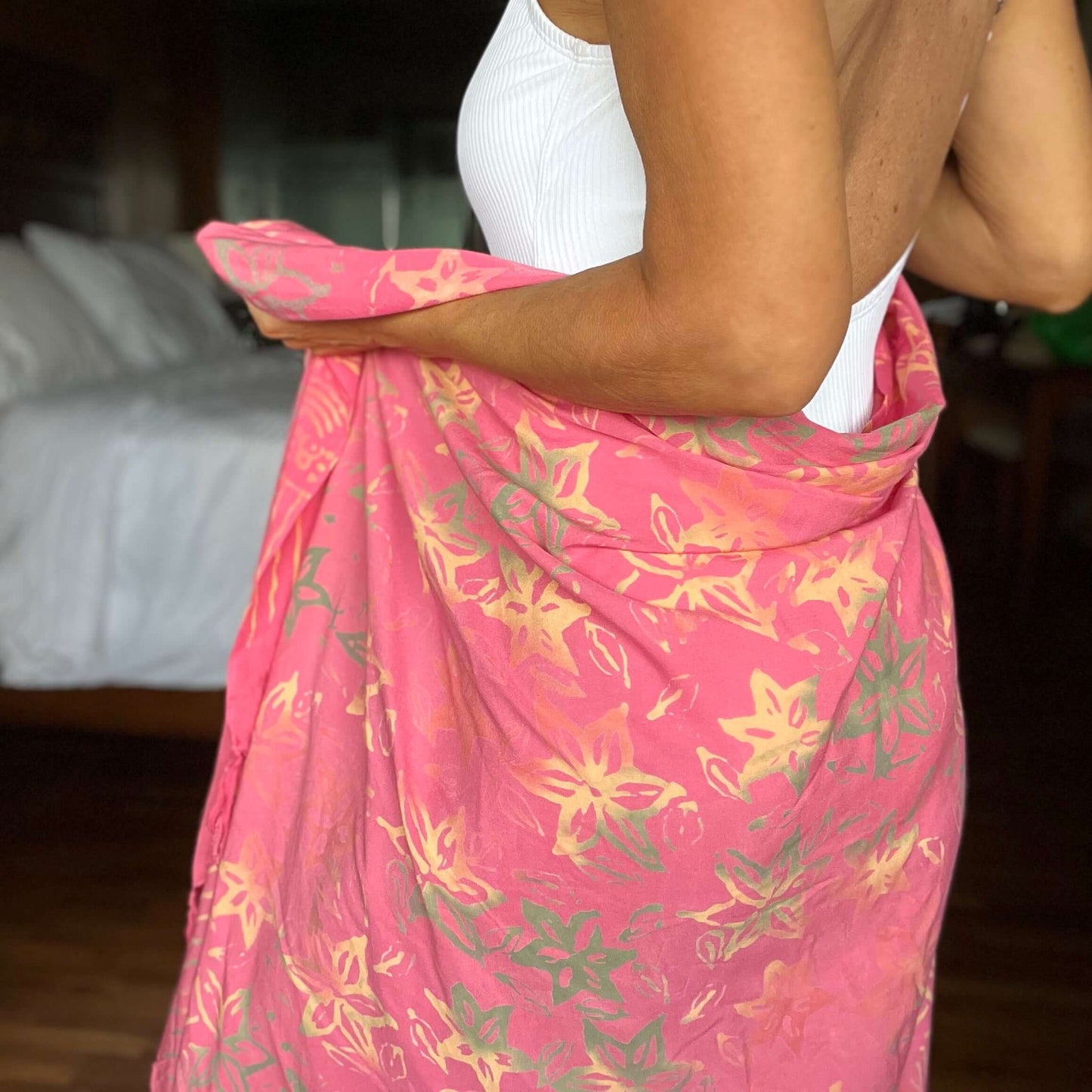 Pareo coral luxe sarong sarong tied at hip, lightweight rayon by sarong hut
