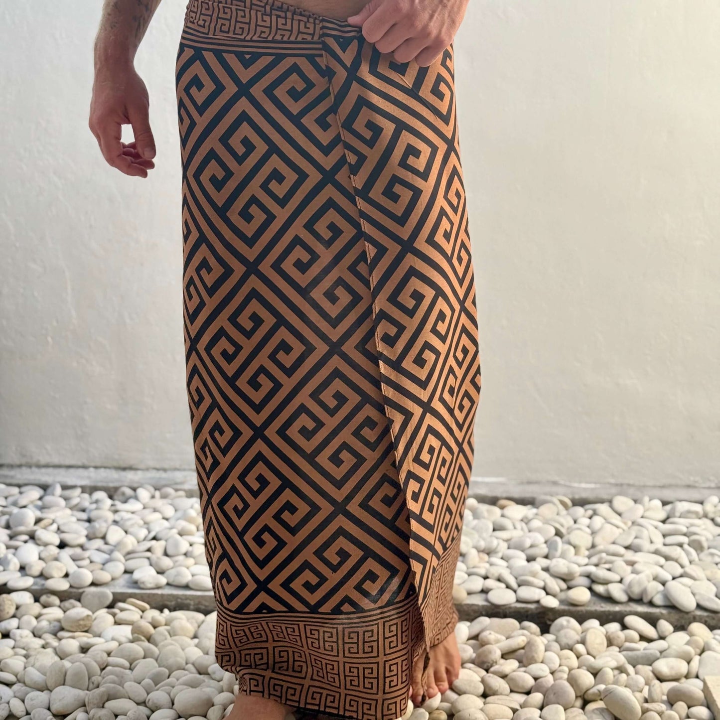 Balance Earth Mens Luxe Sarong full length for hot summer days