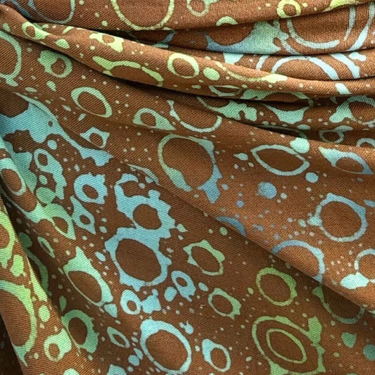 Chill Beach Sarong male swatch grown and aqua circles