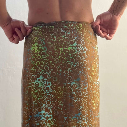 Chill Mens Beach Sarong brown and aqua swatch