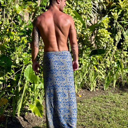 Driftwood Mens Luxe Sarong rear and full length of fabric