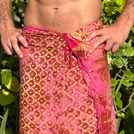 Vibrance Glow Mens Beach Sarong