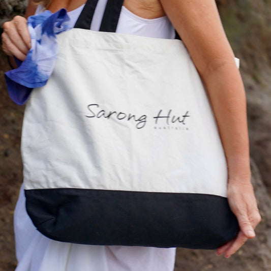 The Perfect Beach Bag Closeup