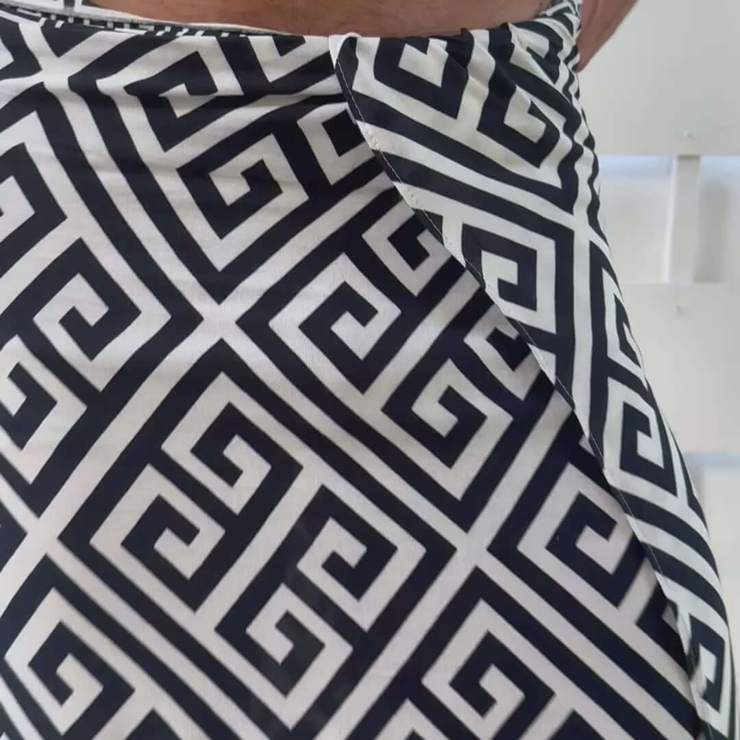 Balance Monochrome Mens Luxe Sarong video