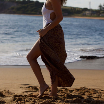 Traditional Women’s Luxe Sarong – Relaxed Fit Sarong
