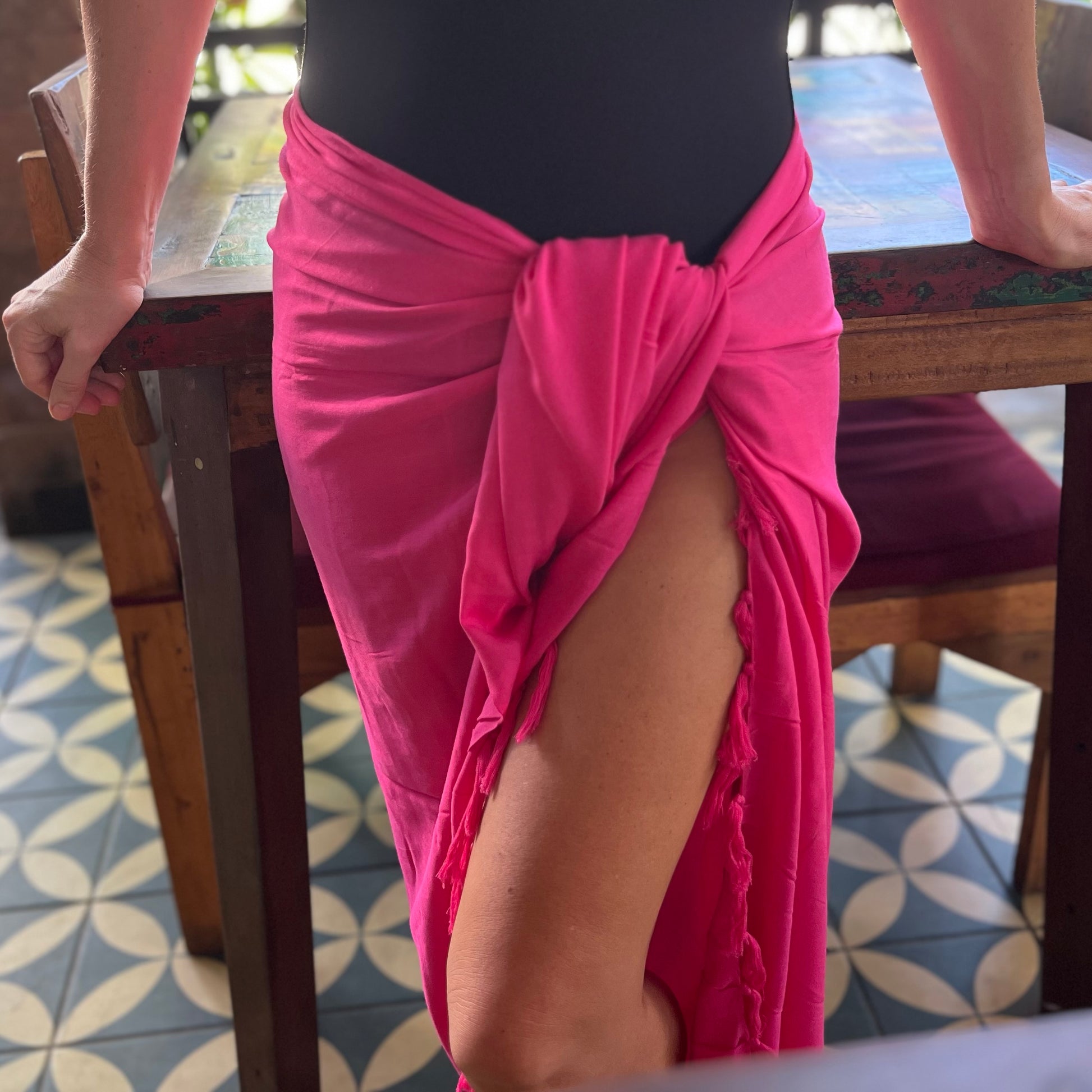 Bubblegum Beach Sarong